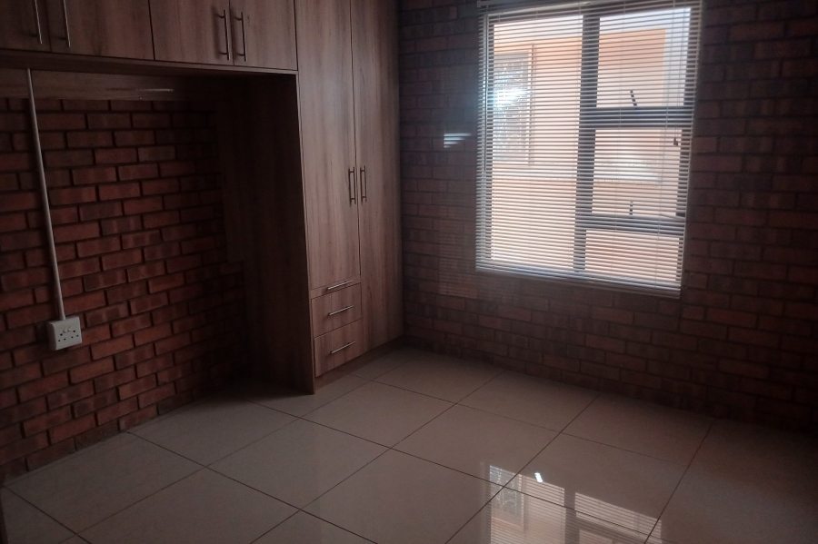 To Let commercial Property for Rent in West End Northern Cape